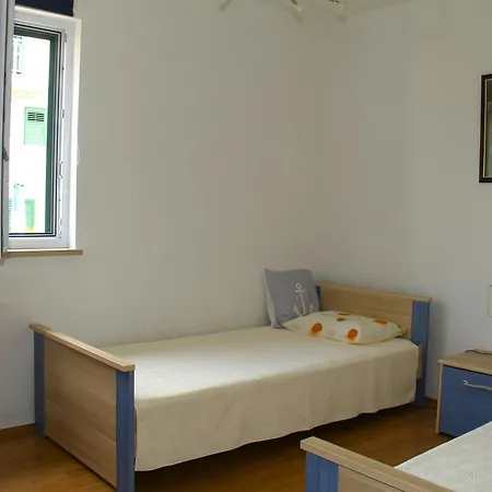 Molo Lozna Apartment *