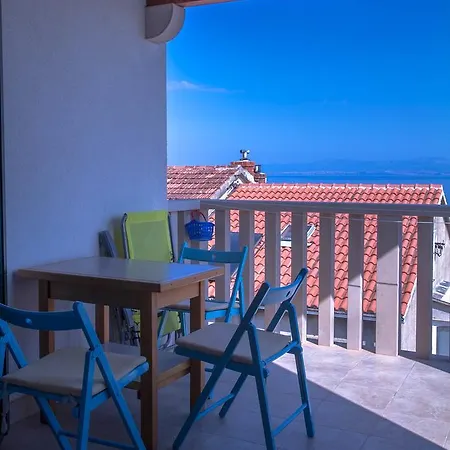 Apartment Molo Lozna Postira